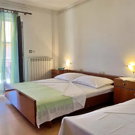 With Parking Space Cizici, Krk - 19214 Dobrinj